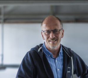 Jörg Schäfer Jörg Schäfer, Experte für Wärmepumpen und regenerative Energielösungen bei der SynergieCenter Unternehmensgruppe in Emmering